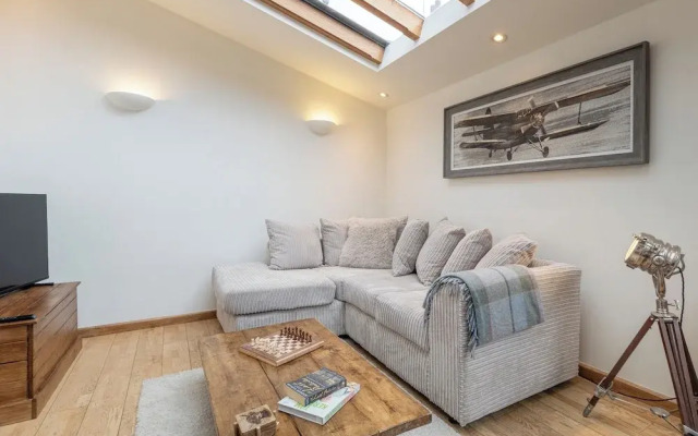 Coach House - Lovely Home in Cheltenham