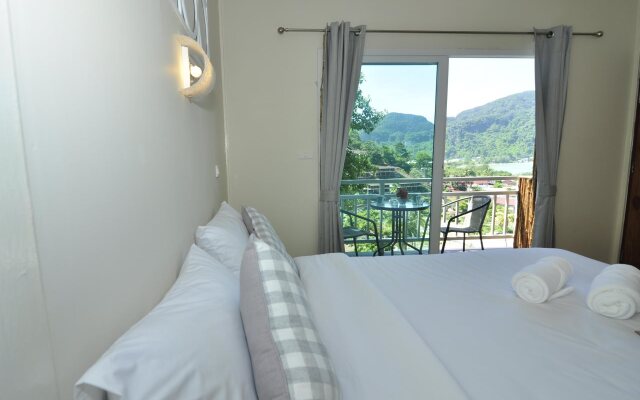 Papaya Phiphi Resorts
