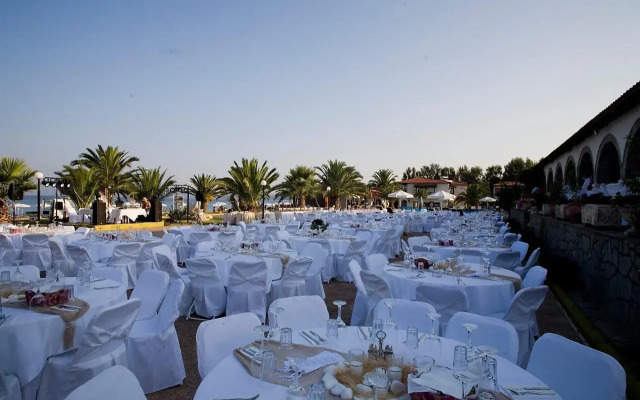 Assa Maris Beach Hotel