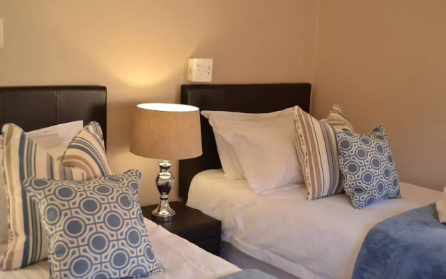 Caulfield self Catering