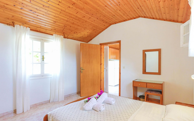 Anna Apartment Agios Stephanos