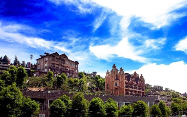 Chingjing Florence Holiday Villa