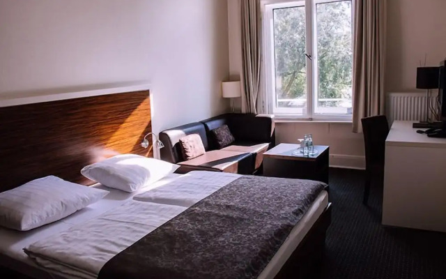 Hotel Excellent