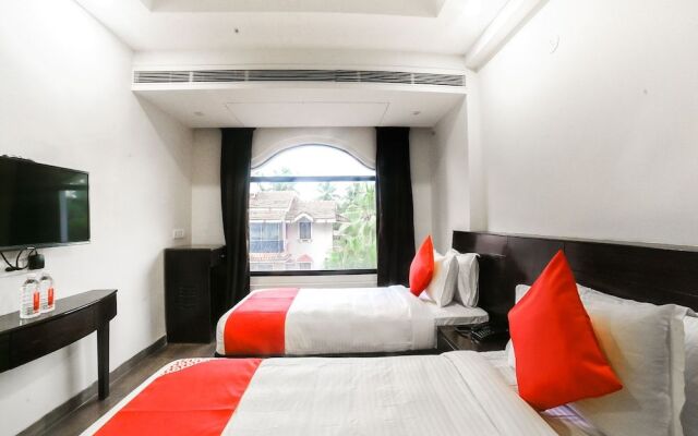 OYO 16096 Flagship Purushottam Hotel Mapusa