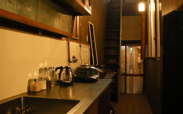 Itoya Stand Guesthouse