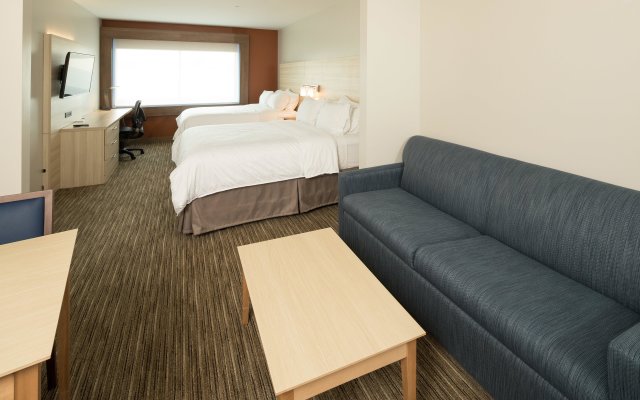 Holiday Inn Express & Suites Gaylord, an IHG Hotel