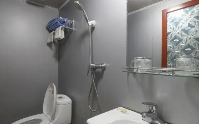 Ping'an Yijiaren Hostel