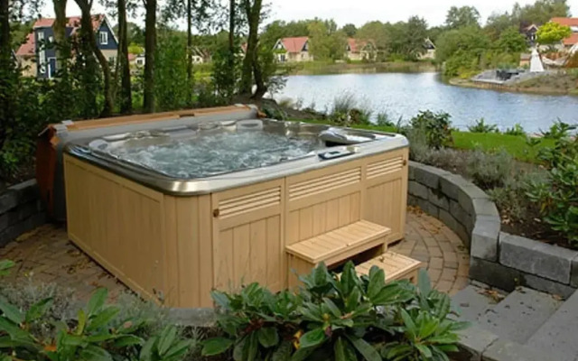House With a Bubble Bath, 20 km. From Assen