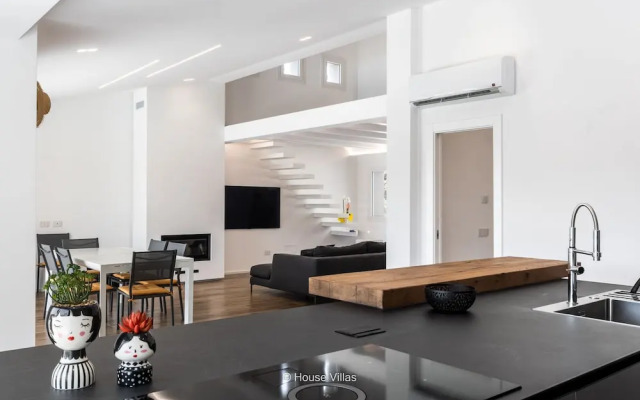 Flaben Luxury Villa in Diano Marina