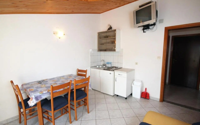 Apartment Grebastica 4867a