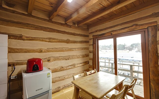 Gangneung Hyusim Pension