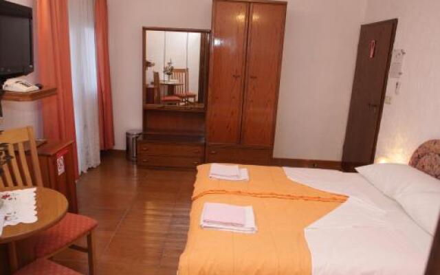 Hotel Makarska