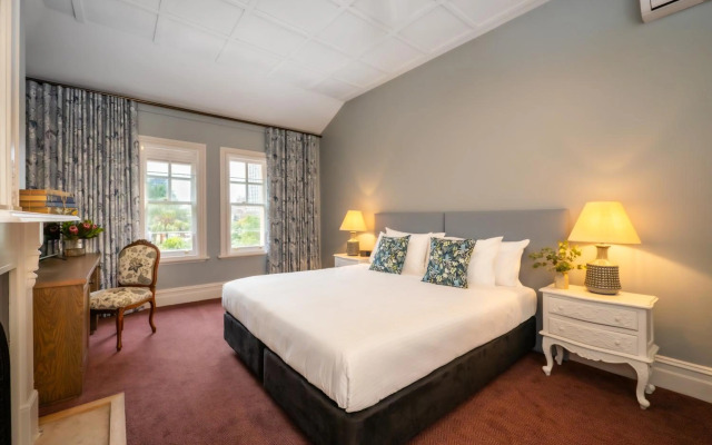 The Russell Boutique Hotel