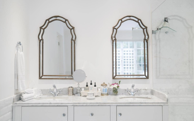 The Andros Deluxe Boutique Hotel