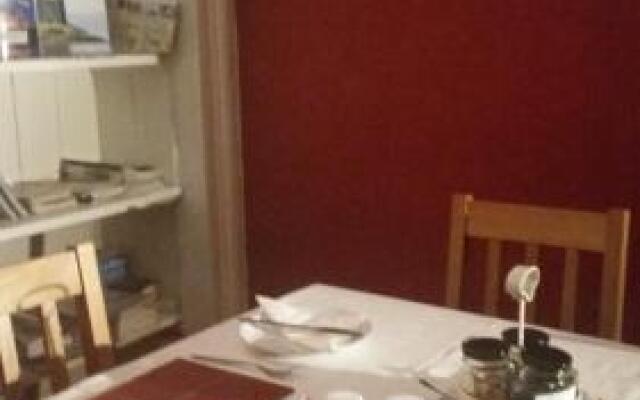 Broomfield House Bed and Breakfast