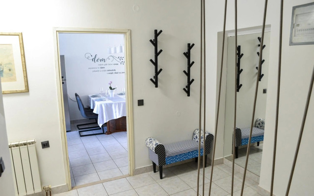 Apartment Summer Breeze