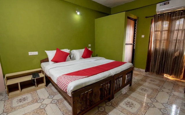 Coco Garden Bar & Restaurant by OYO Rooms