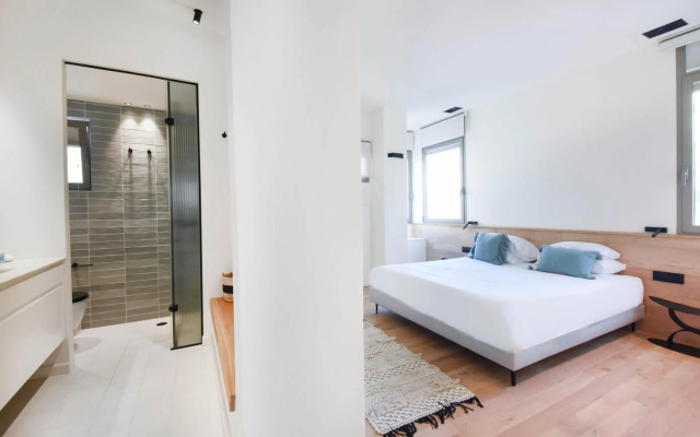 Authentic 3BR Penthouse in Ben Gurion by HolyGuest