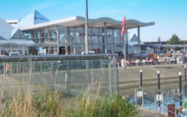 Zeltdachhaus _ fuer bis zu 6 Perso