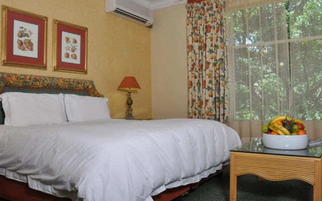 Safari Hotel & Convention Centre