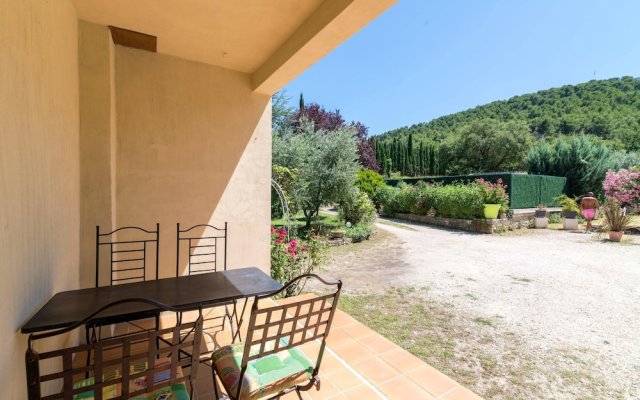 House With 3 Bedrooms in Oppède, With Wonderful Mountain View, Private