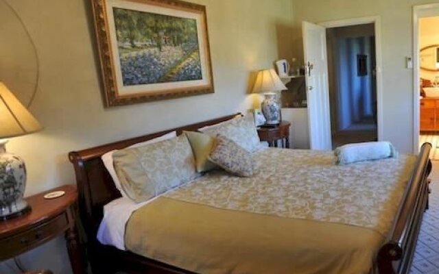 The Doulton - Luxury B&B