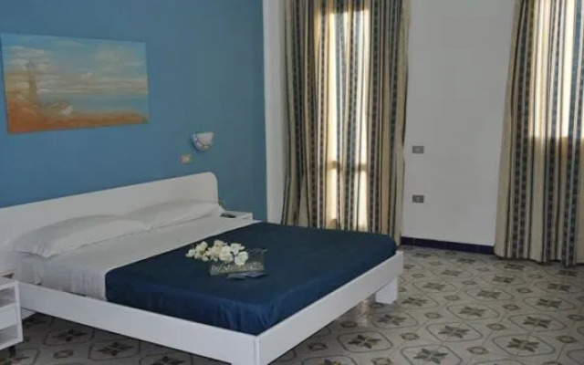Hotel Ustica Punta Spalmatore H.U.P.S.