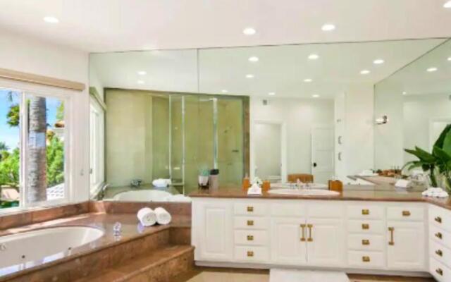 Villa con Piscina Privada vacacional en Malibu