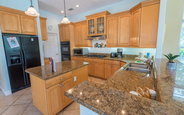 Away To Play Apartment 4