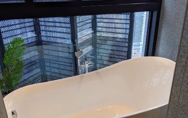 Scarletz Suites KLCC by Mykey
