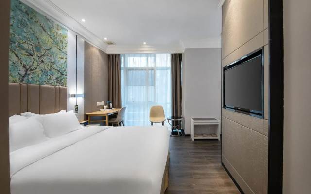 Super 8 Hotel