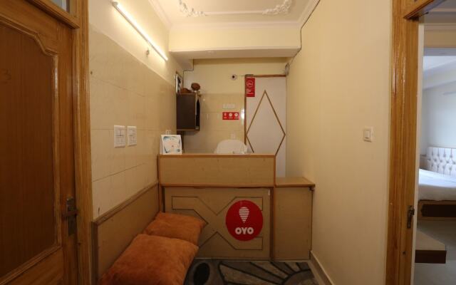 OYO 14212 Tanwar Regency