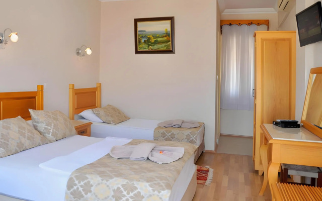 Can Hotel