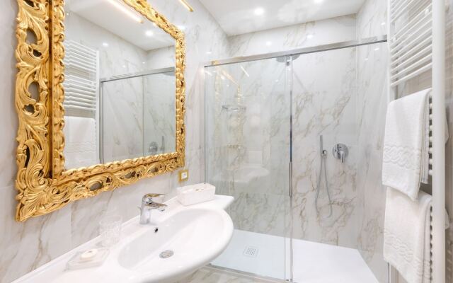 Canal View San Marco Luxury Rooms