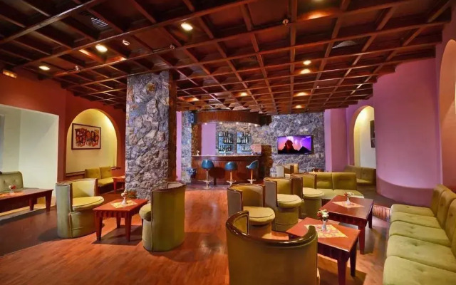 Golden Tulip Zoser Pyramids Hotel