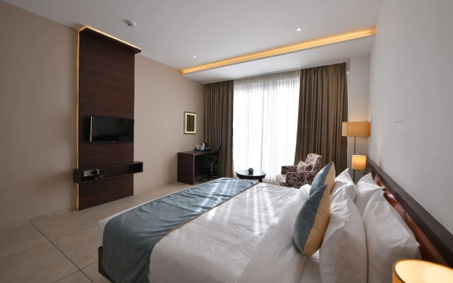 Clubhouse Hotel Morbi