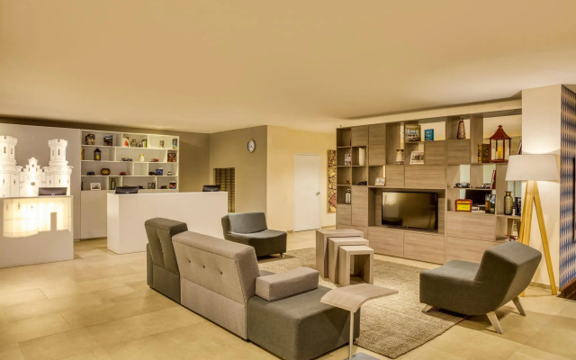 Fiesta Inn Express San Luis Potosí Oriente
