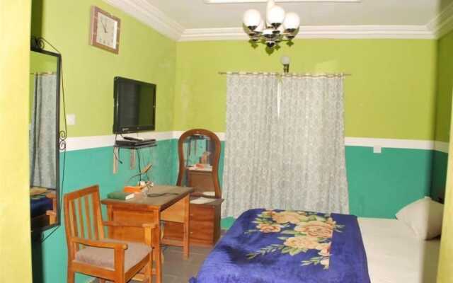 Country Home Hotel