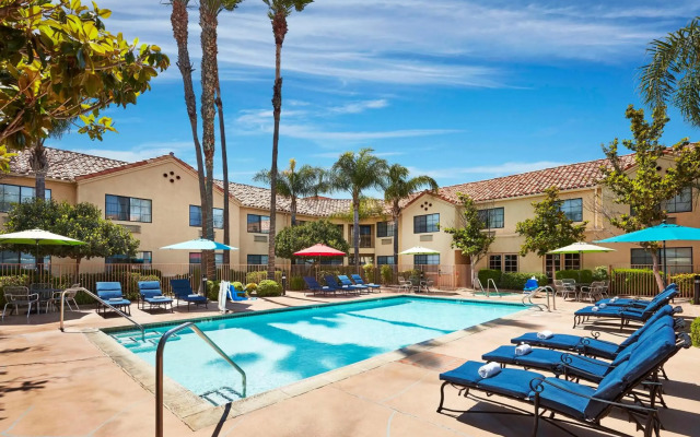 Hilton Garden Inn Valencia Six Flags
