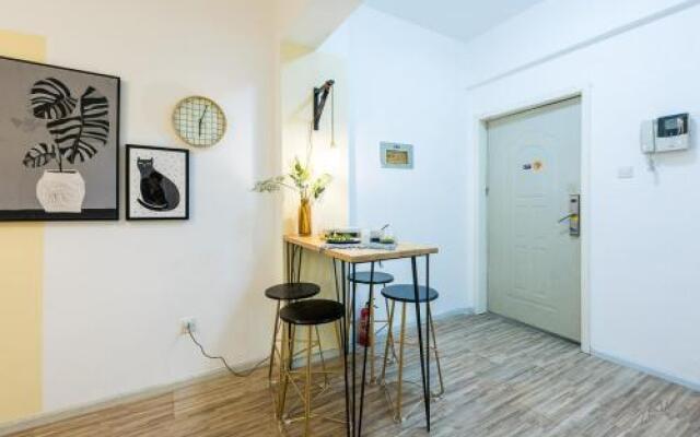 Chengdu Qingyang Wenshu Temple Locals Apartment 00144660