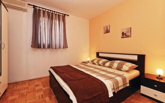 Awesome Home in Privlaka With 3 Bedrooms and Wifi