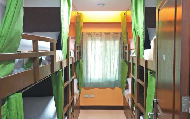 Recson Coron Hostel