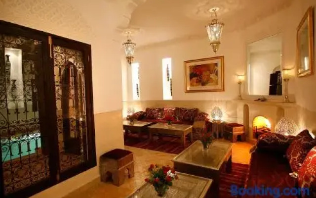 Riad Assakina