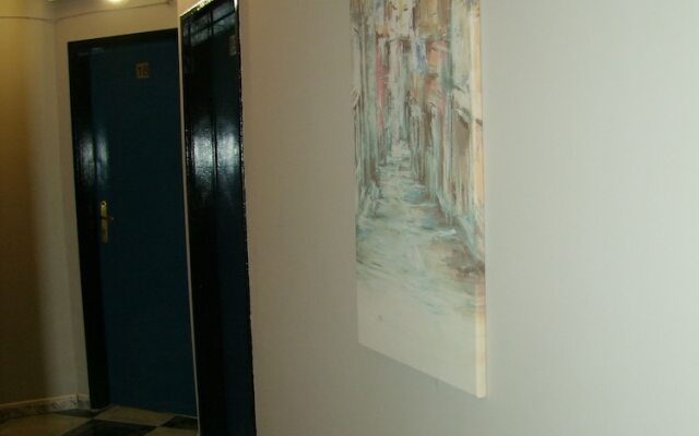 Hostel Marki