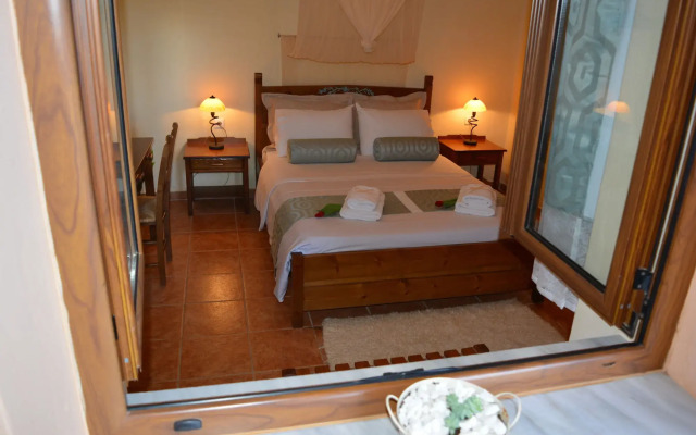 Elianthos Villa