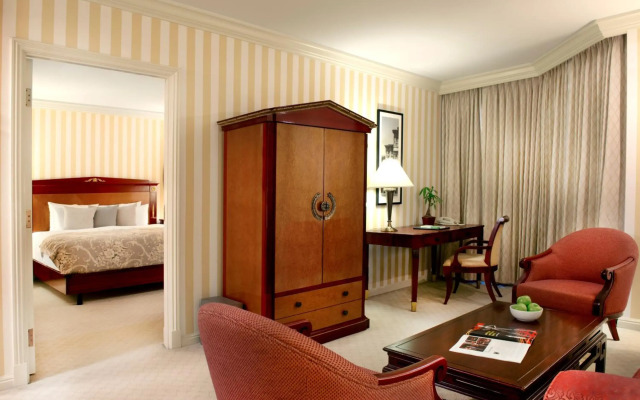 Orchard Hotel