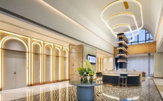Mehood Lestie Hotel (Longhu Financial Island Zhongyuan Technology Branch