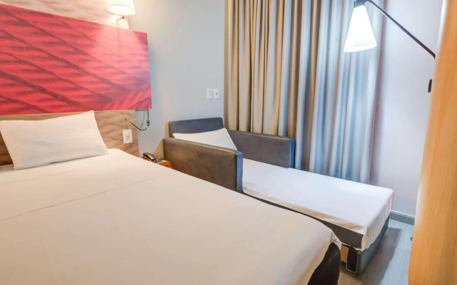 Ibis Paranagua