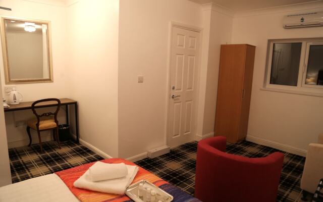 Atz&h Inn Hotel