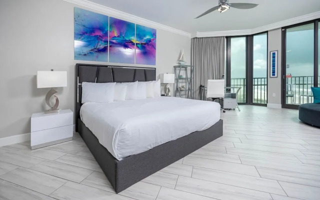 Phoenix Ix 608 3 Bedroom Condo